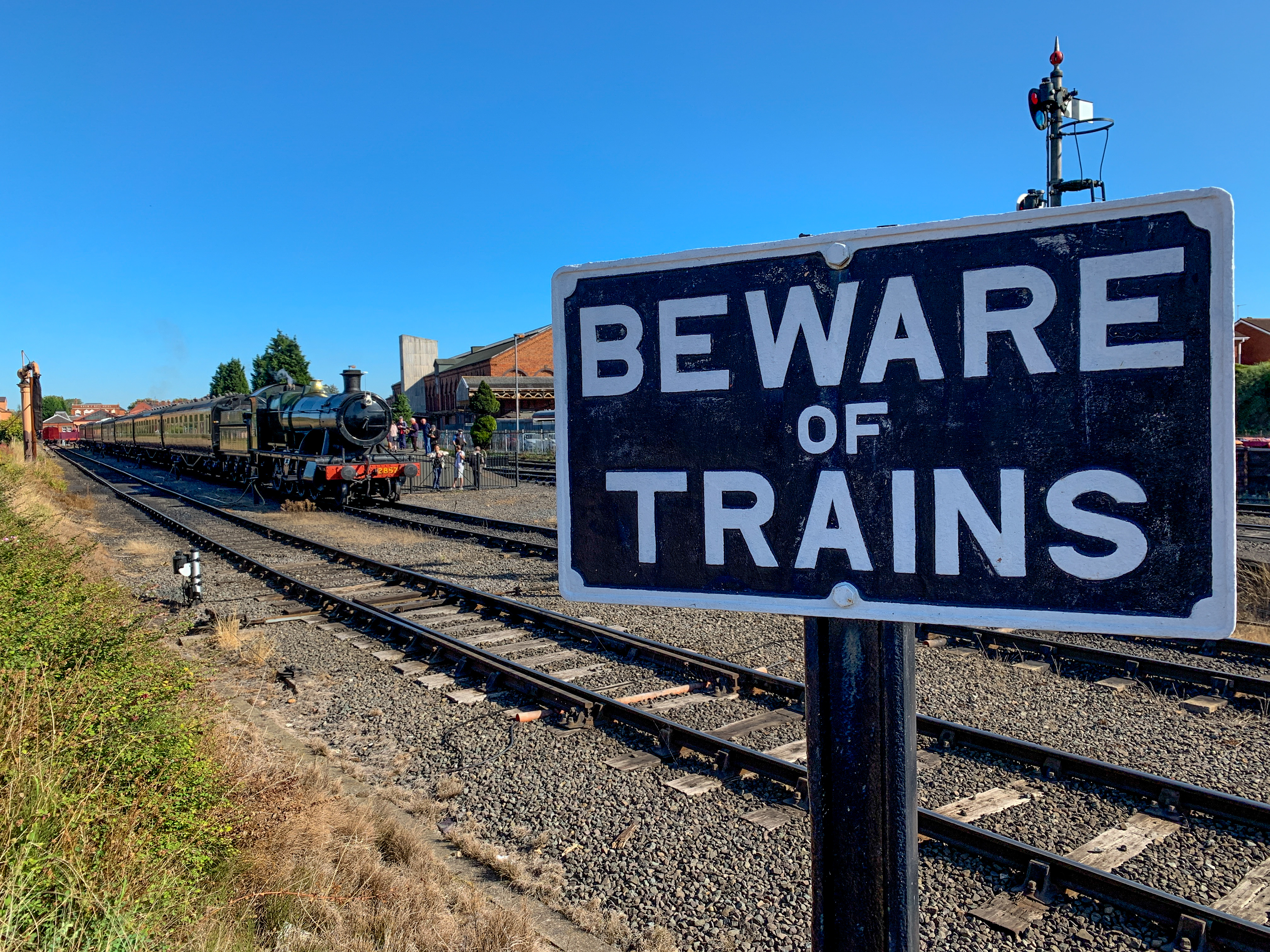 2857 waits for the off from Kidderminster Town station.